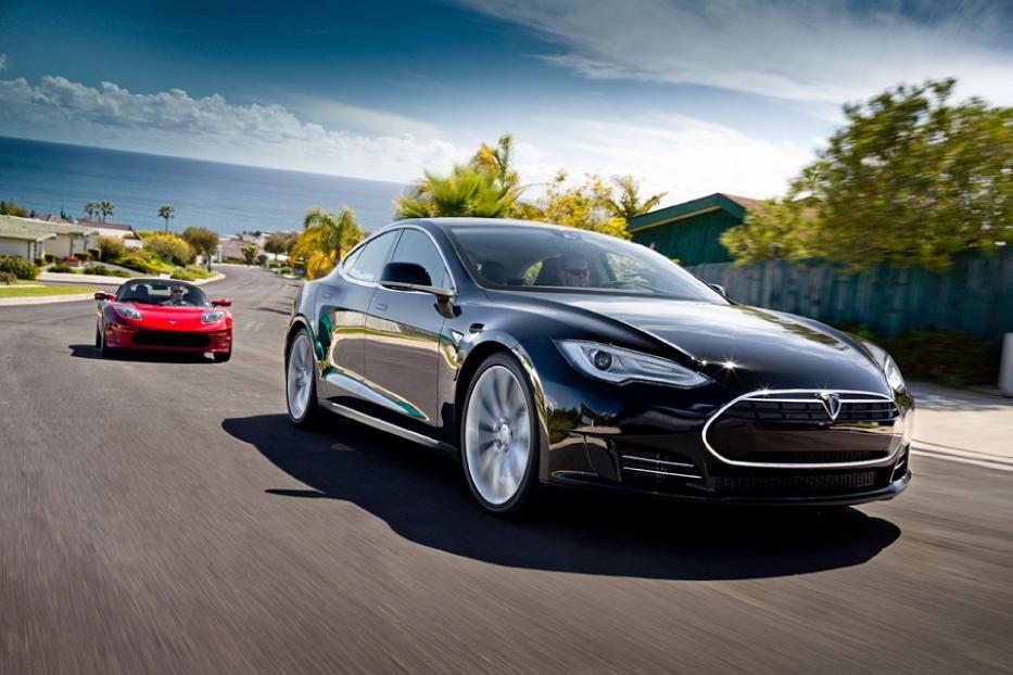 Introducing the Tesla Motors Model S