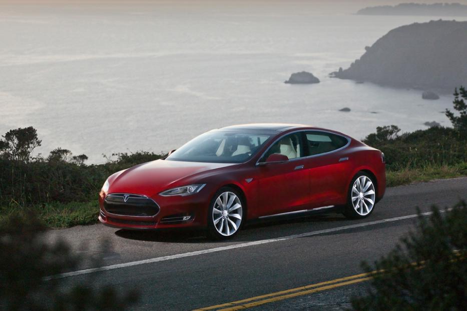 Introducing the Tesla Motors Model S