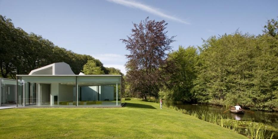 Villa 4.0 by Dick van Gameren Architects