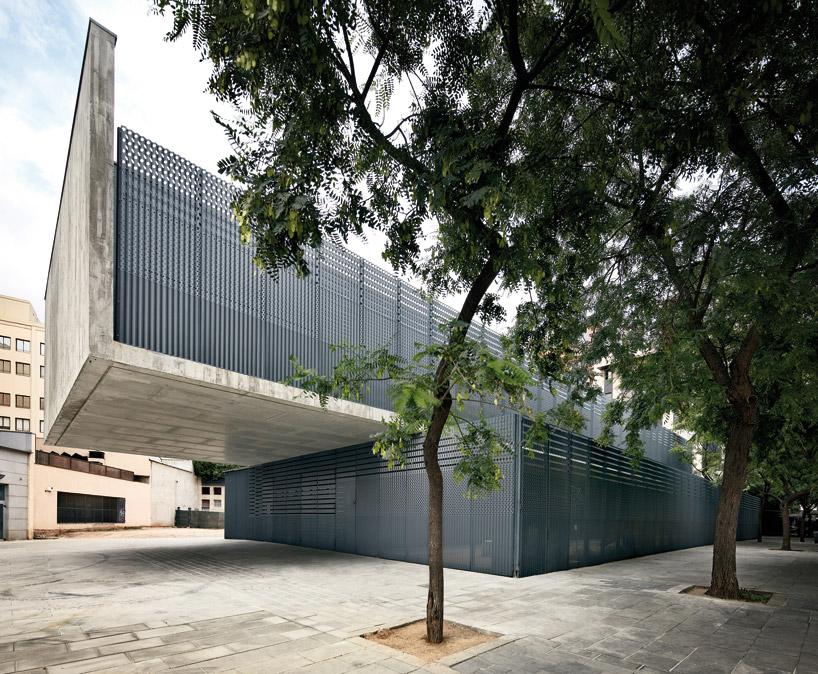 The Colorful Escola Bressol