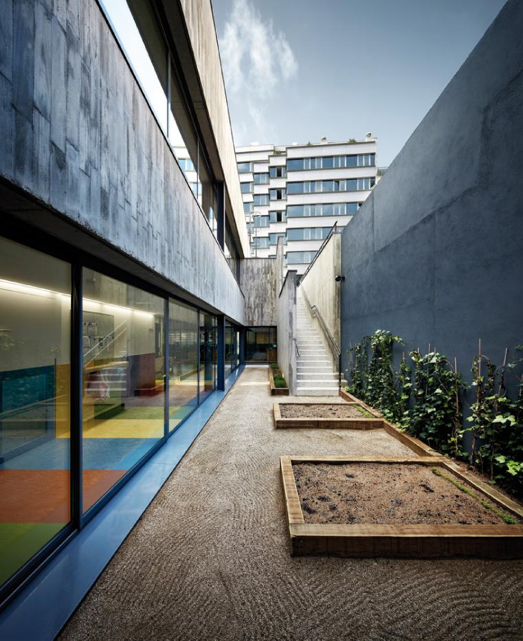 The Colorful Escola Bressol