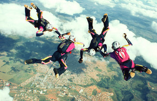 Skydiving 4-Way