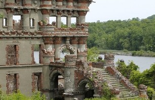 Bannerman's Island Castle is Crumbling