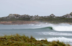 Surfing Tasmania\'s West Coast