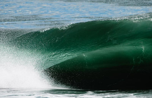 Surfing Chile\'s Goofy-Footed Coastline